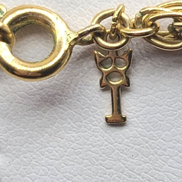 Vintage Crown Trifari Necklace - Picture 4 of 8